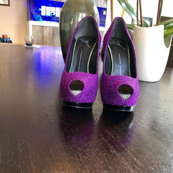 Giuseppe Zanotti Sharon Peep Toe Platform Pumps - Picture 2 of 7